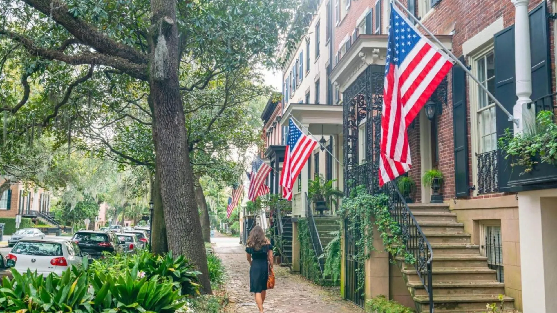 ☆Historic Living•2 Separate Spaces•Downtown•Walk To Forsyth Park•Private Patio/Porch☆ Savannah 0*,  United States